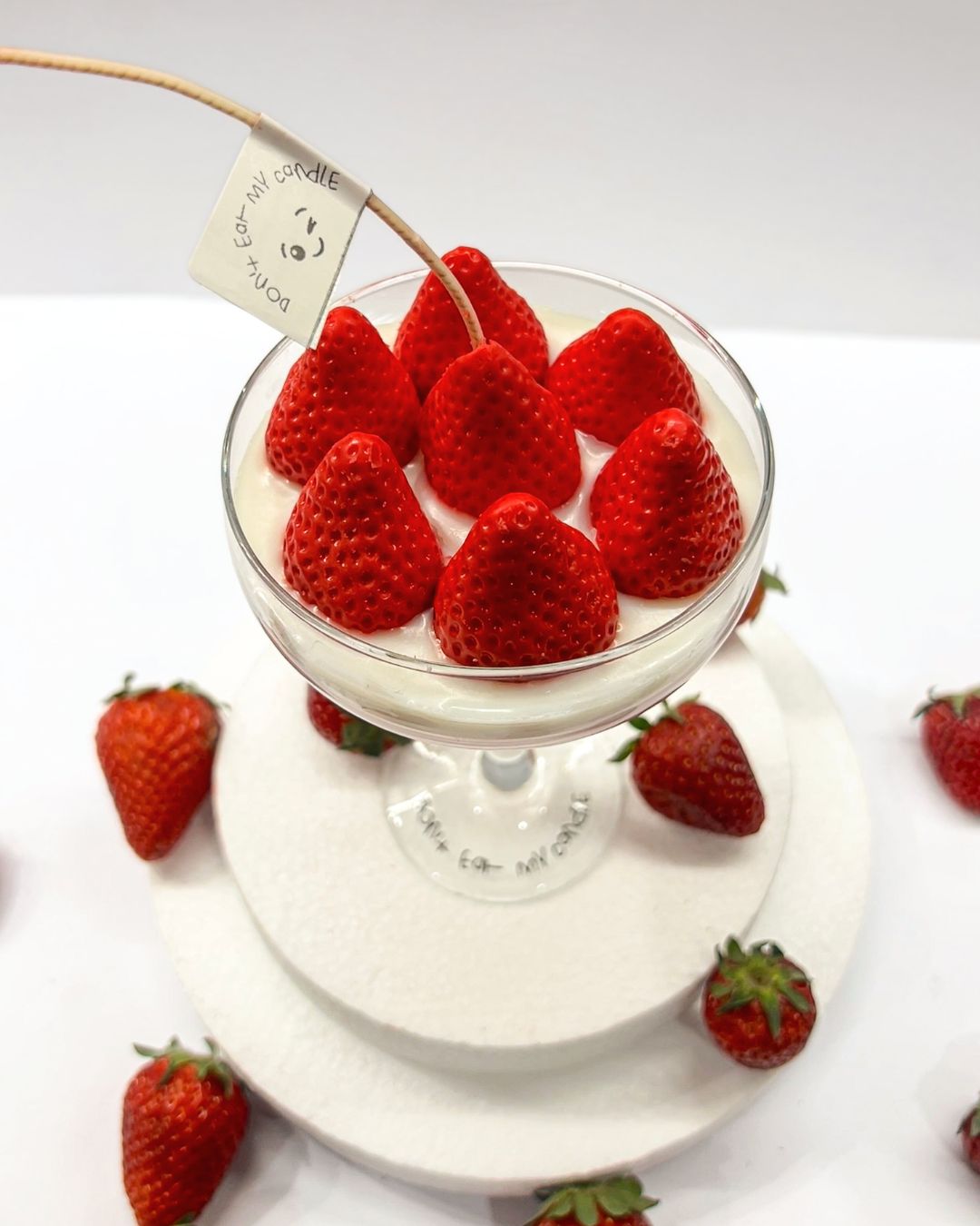 Strawberry Martini Candle - Double Pour (220g)